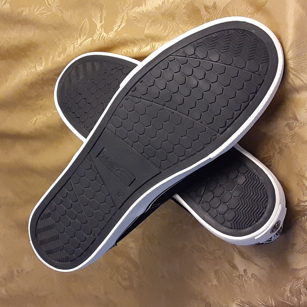 MAUI & SONS Slip-On  Men's 12.0 Skull Black/White , Born In Maui- Raised in Cali - Picture 10 of 12
